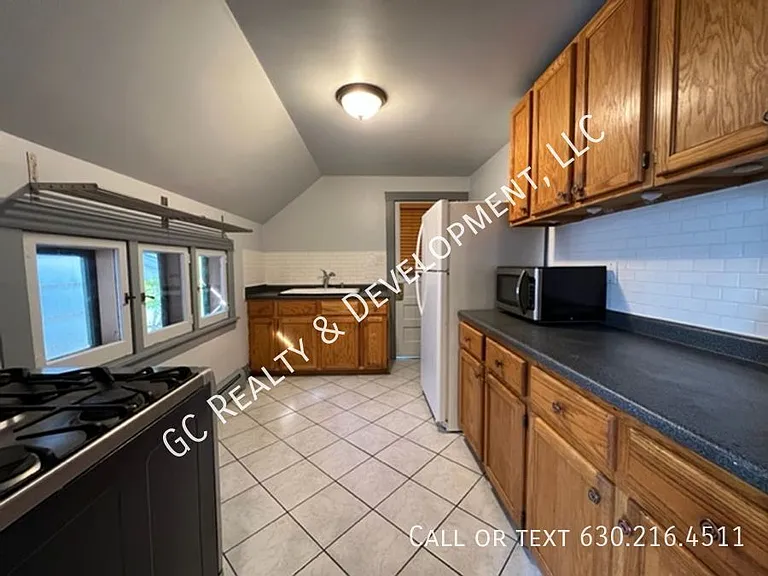 532 South St #3 — Photo 7