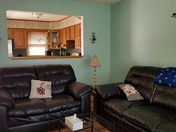 3rd image of 3810 Ramelle Dr