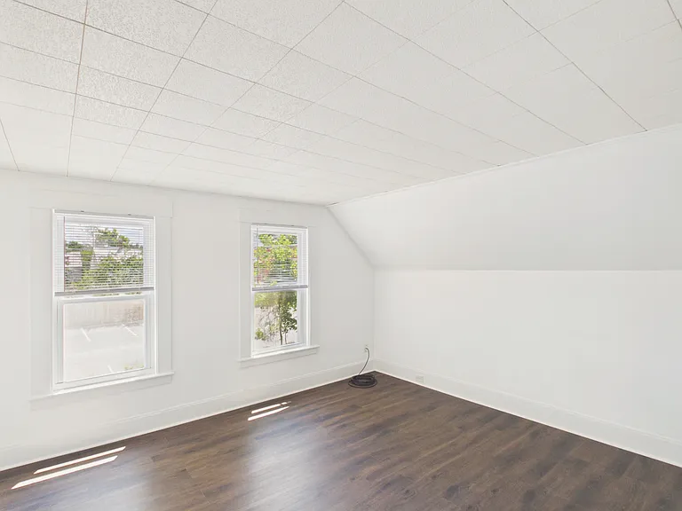 2nd Floor Bedroom 2