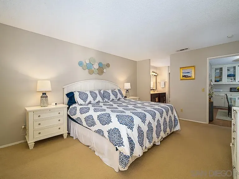 17617 Pomerado Rd #215 — Photo 16