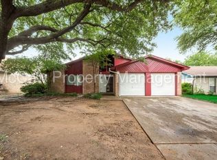 2913 Green Ridge St, Fort Worth, TX 76133