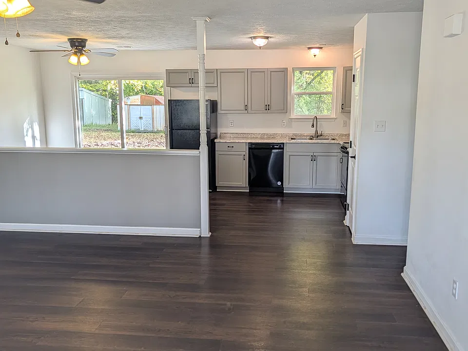 25644 Ricky Dr