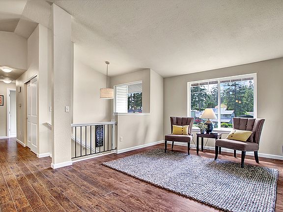 4th image of 3605 Foxwood Dr SE