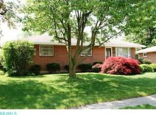 3751 Shamrock Dr, Columbus, OH 43227