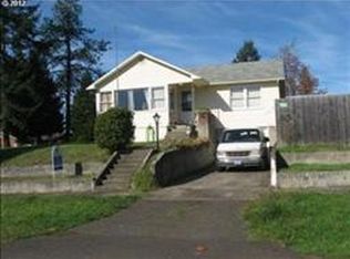 405 NE Cypress Ave, Oakland, OR 97462