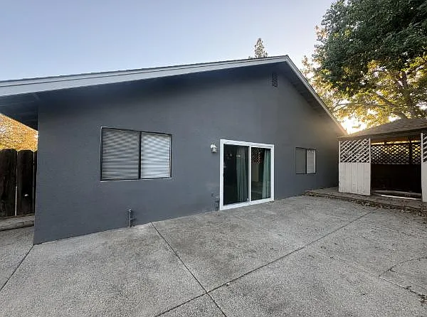 4076 W San Bruno Ave — Photo 17
