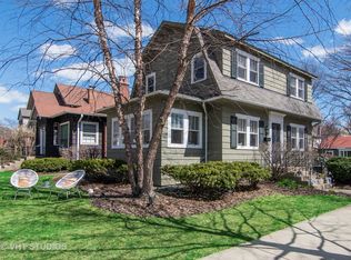 2139 Forestview Rd, Evanston, IL 60201