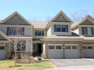 9 Hedges Ct, Cortlandt Manor, NY 10567