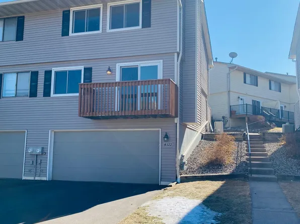 4322 Chatsworth St N, Shoreview, MN 55126