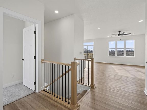3rd image of 850 11th St