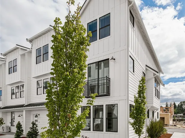 12726 121st Street Ct E #108, Puyallup, WA 98374