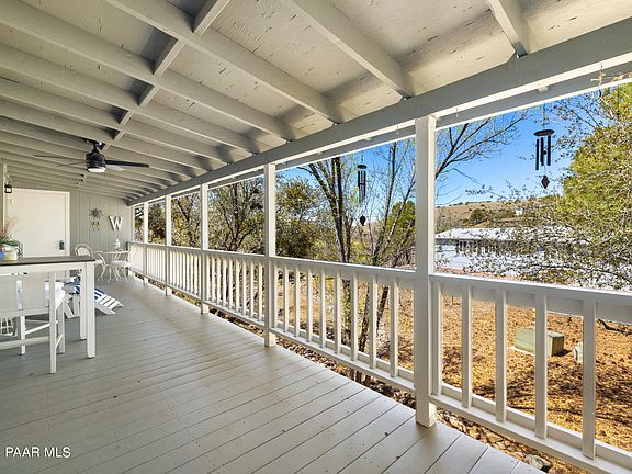 4th image of 886 Glade Dr