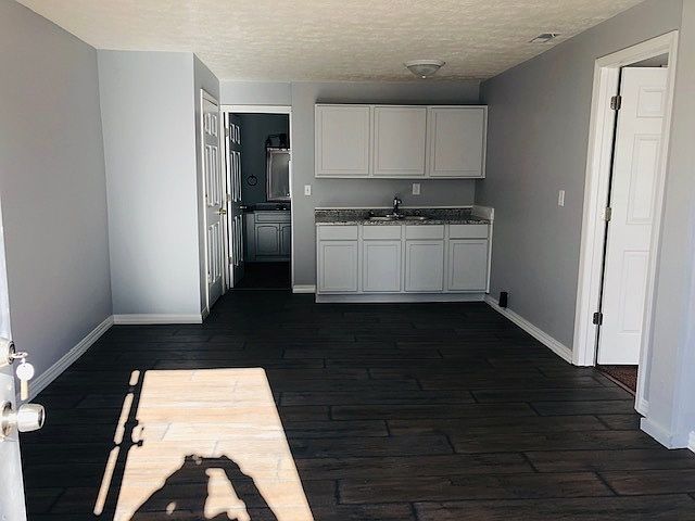1st image of 1600 N 13th St #B