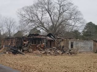 25621 Caple Ln, Bauxite, AR 72011