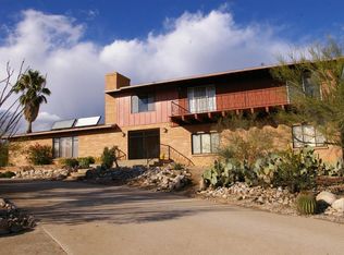 701 E Camino De Los Padres, Tucson, AZ 85718