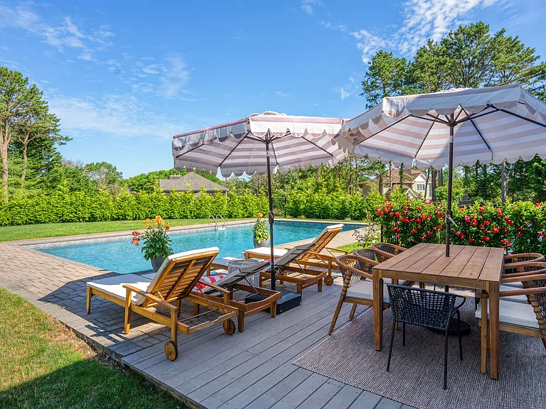 41 Blackwatch Ct — Photo 4