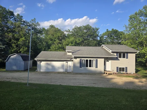 19180 Ideal Rd, Sparta, WI 54656
