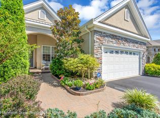 20 Bear Island Dr, Barnegat, NJ 08005