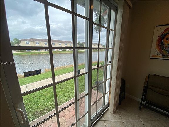 3rd image of 2616 SW 81st Ave #1007