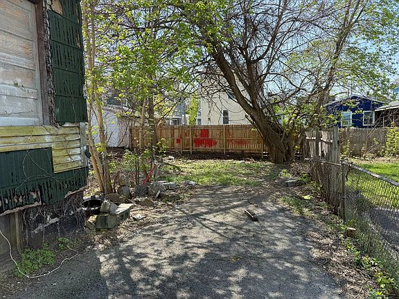 4th image of 120 E Matson Ave