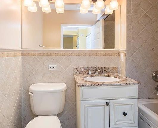 4th image of 2235 Frederick Douglass Blvd APT 3A