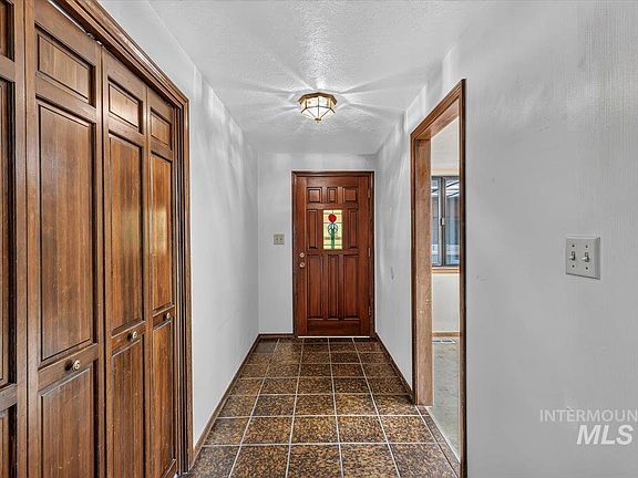 4th image of 3439 S Raindrop Ct