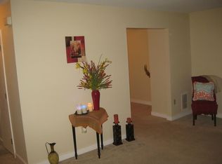 6028 Partingdale Cir, North Chesterfield, VA 23224