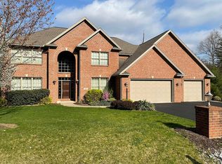 211 Treetops Dr, State College, PA 16801