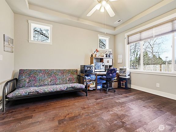 5th image of 35703 20th Avenue SW