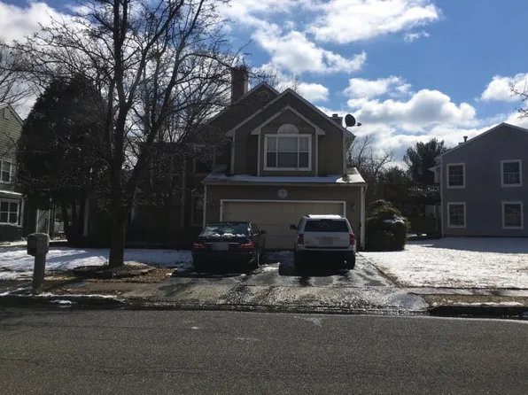 33 Arbor Dr, Howell, NJ 07731