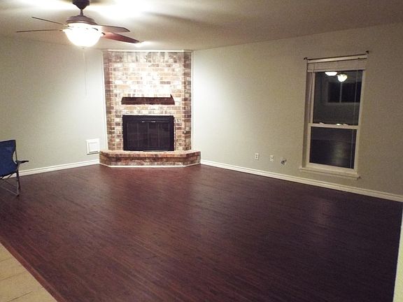 4th image of 3823 Monmouth Ln