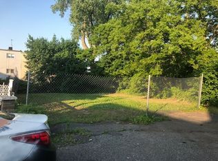 15 Wegman Ct, Jersey City, NJ 07305