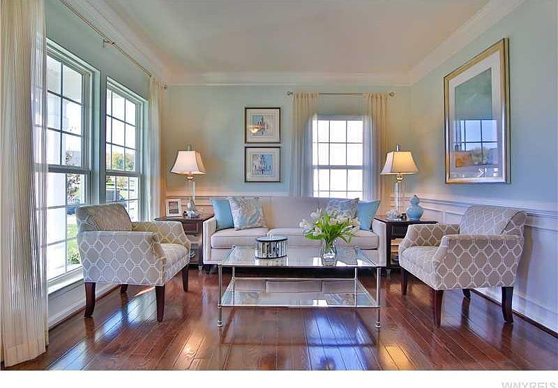 2nd image of 32 Crabapple Ln