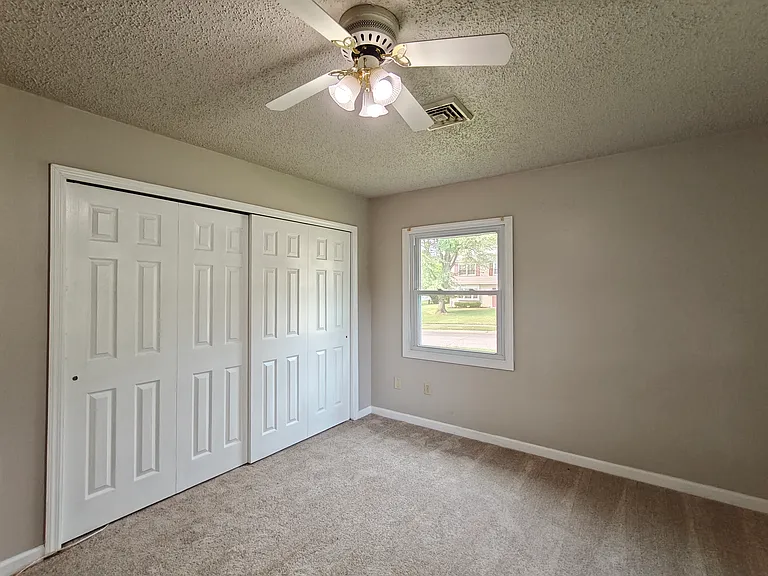 45 Meribrook Cir — Photo 15