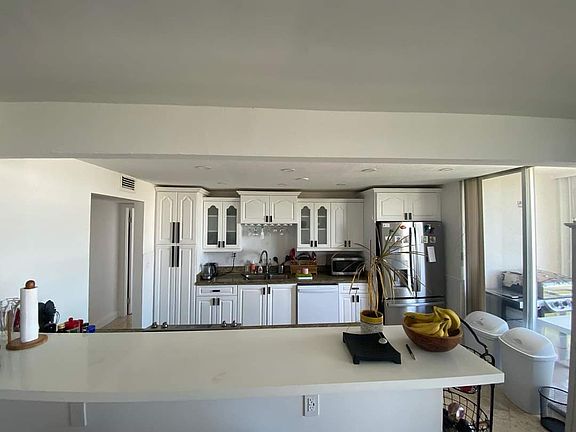 3rd image of 7601 Byron Ave APT 5A