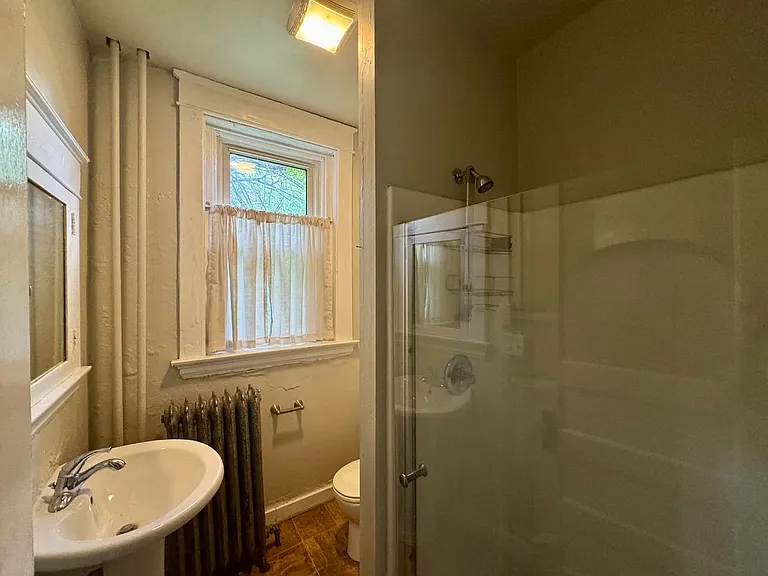 265 W McMillan — Photo 29