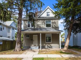 924 Kirkwood Blvd, Davenport, IA