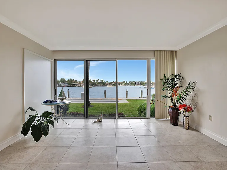 2727 Yacht Club Blvd #2A — Photo 38