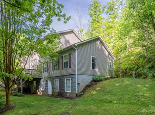 182 Ivy Ln, Pisgah Forest, NC 28768