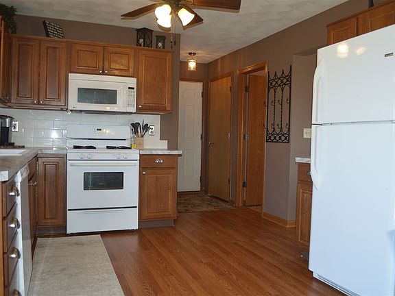 5th image of 4726 Edenberry Ln