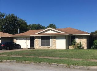 2521 Mark Dr, Mesquite, TX 75150