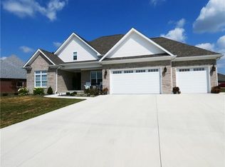 3532 Saint Andrews Pl, Seymour, IN 47274