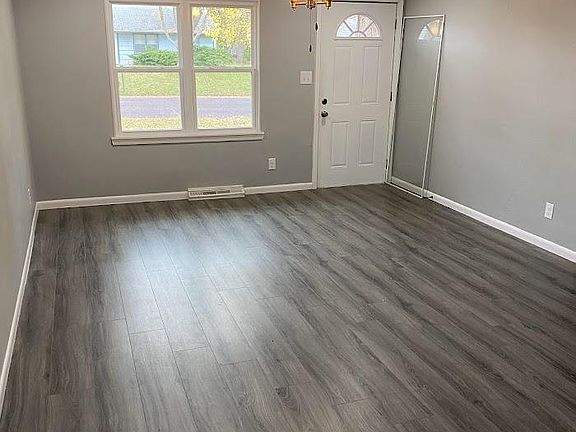 2nd image of 5008 N Renwood Ave