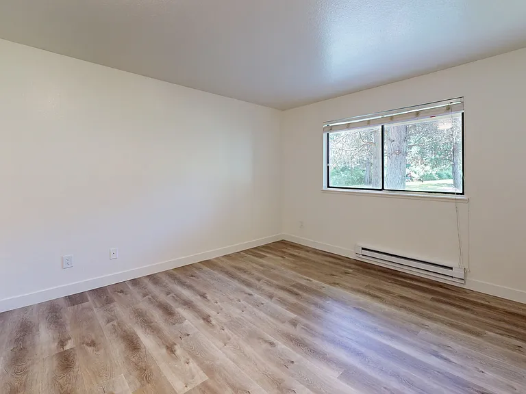Tualatin Heights — Photo 42