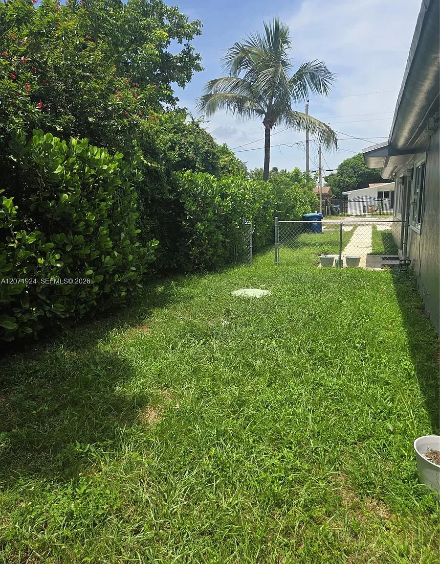Biscayne Blvd Park — Photo 3