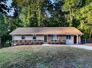 1192 Woodleigh Rd SW, Marietta, GA 30008