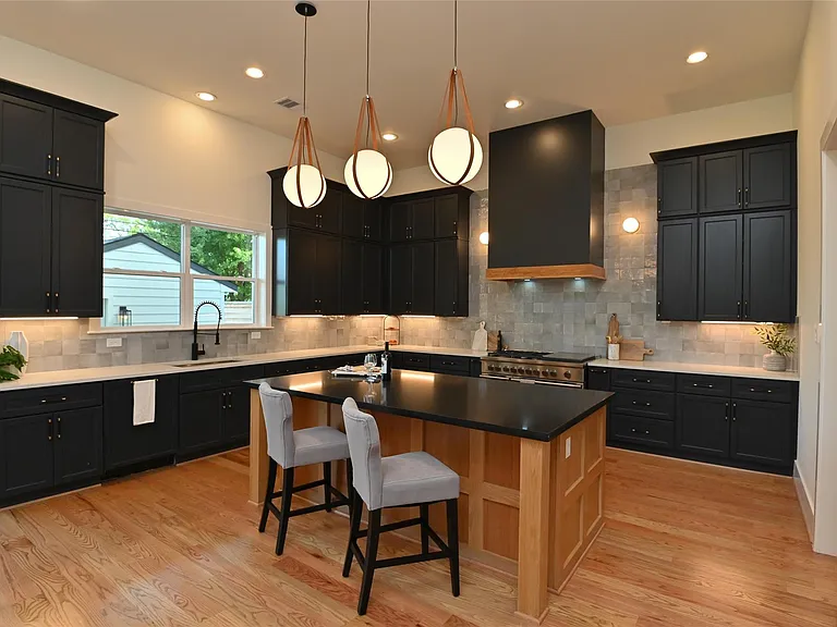 1733 Du Barry Ln — Photo 19