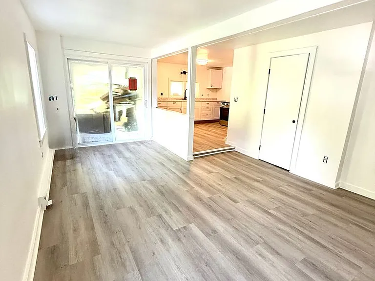 24 Conway Pl — Photo 6