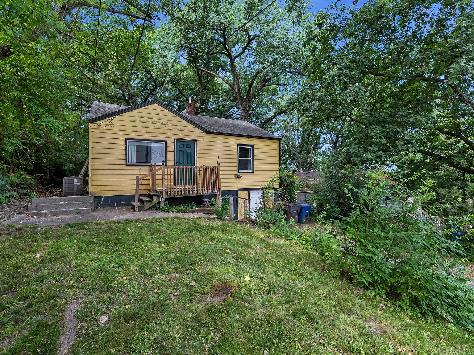 712 Monona Ave — Photo 4
