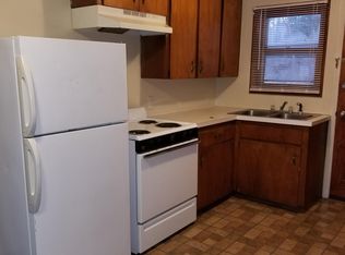 35 Gadoury Ave APT 17, Coventry, RI 02816